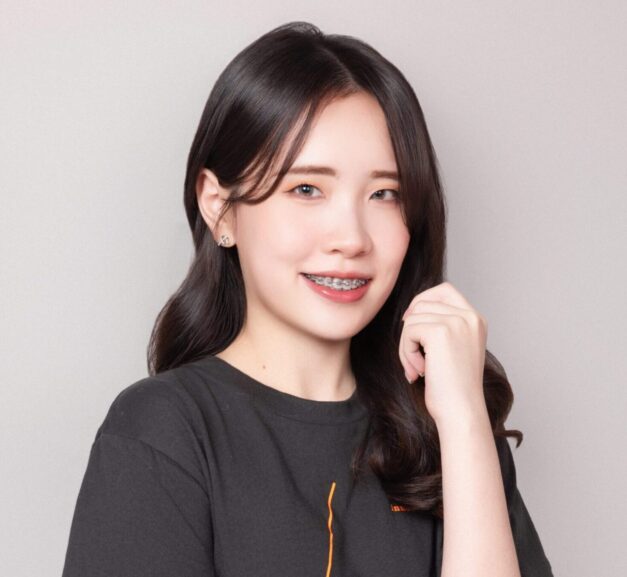 吳思佳 Colorist履歷形象照電子檔 大研創意